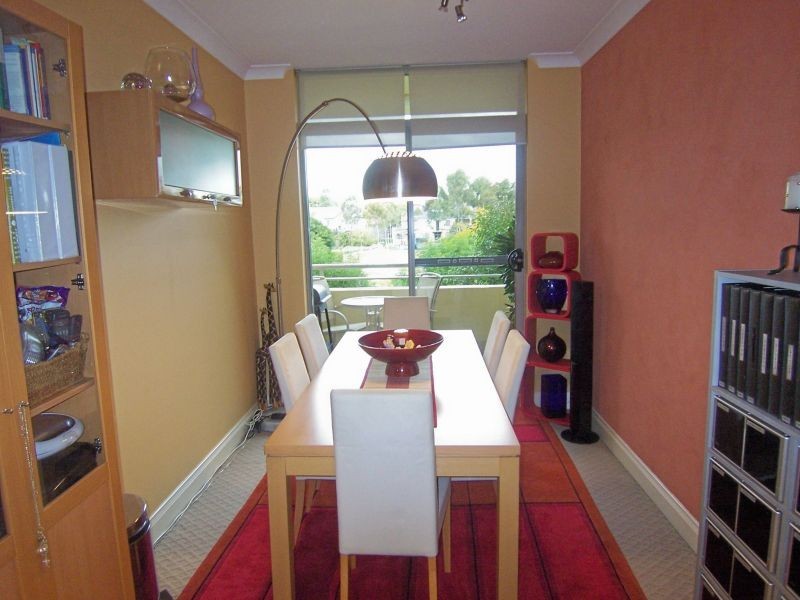 33/1 KINGSBAY AVE, Five Dock NSW 2046