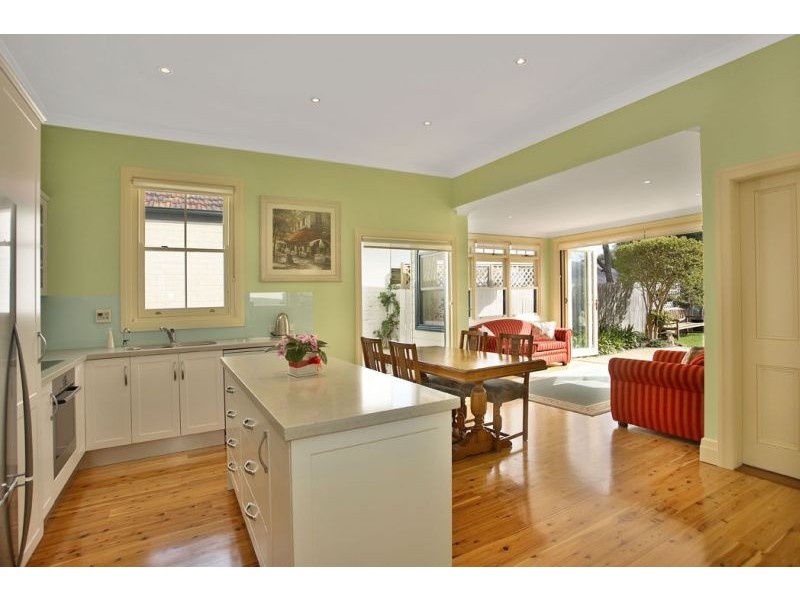 9 INGHAM AVENUE, Five Dock NSW 2046