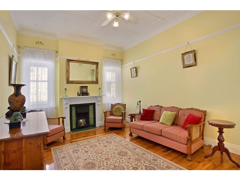 9 INGHAM AVENUE, Five Dock NSW 2046