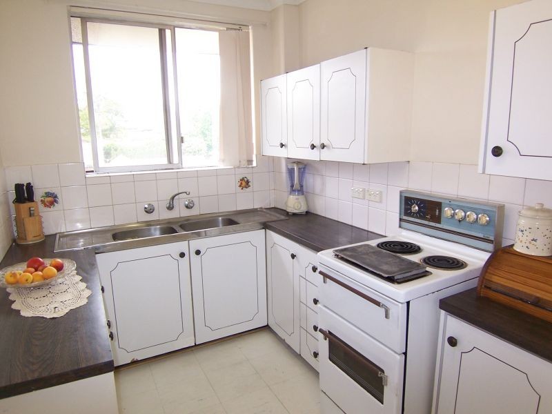 19/2 EVELYN AVE, Concord NSW 2137