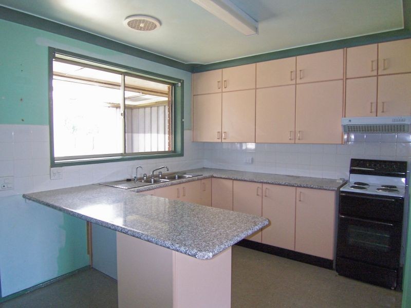 11 RHONDA PLACE, Concord NSW 2137