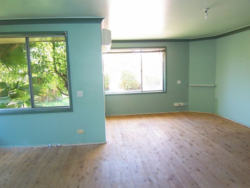 11 RHONDA PLACE, Concord NSW 2137