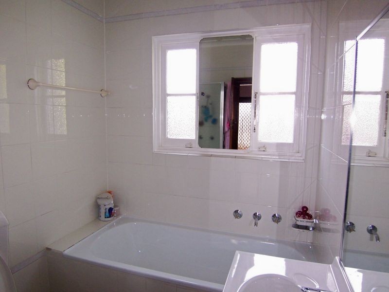 5  Tulloch Ave, Concord West NSW 2138