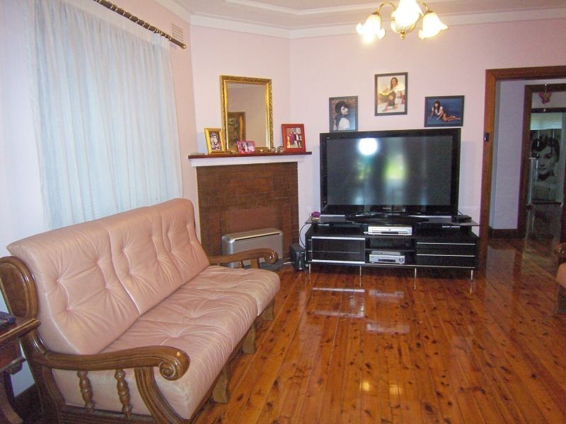 5  Tulloch Ave, Concord West NSW 2138