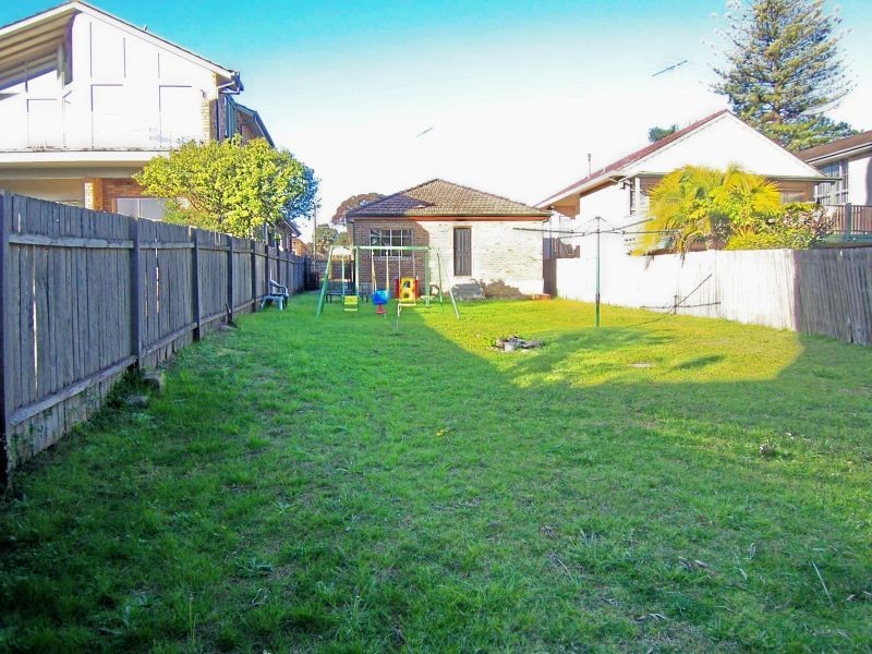 11 Campbell St, Abbotsford NSW 2046