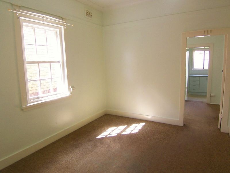 95 Hampden Rd, Russell Lea NSW 2046