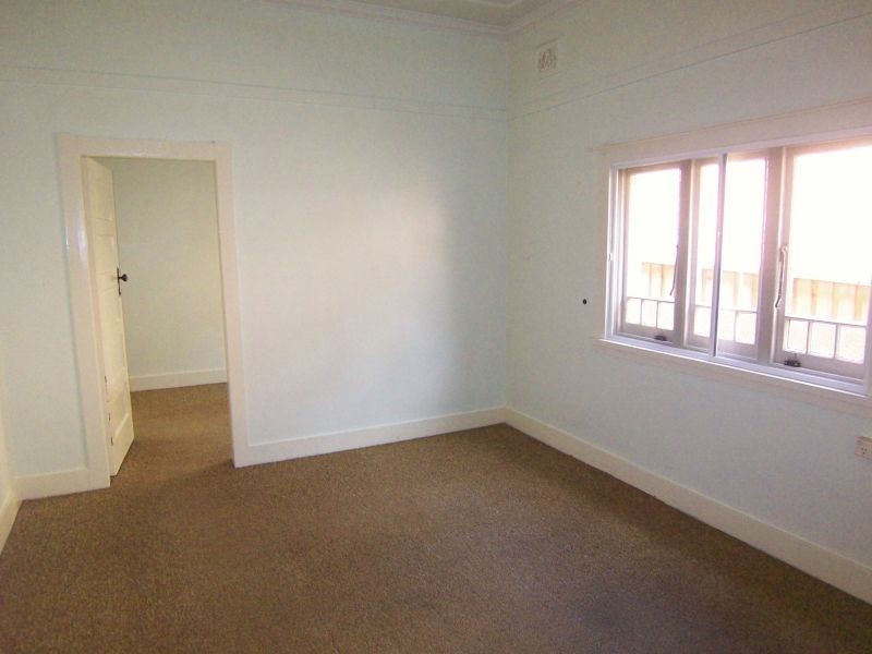 95 Hampden Rd, Russell Lea NSW 2046