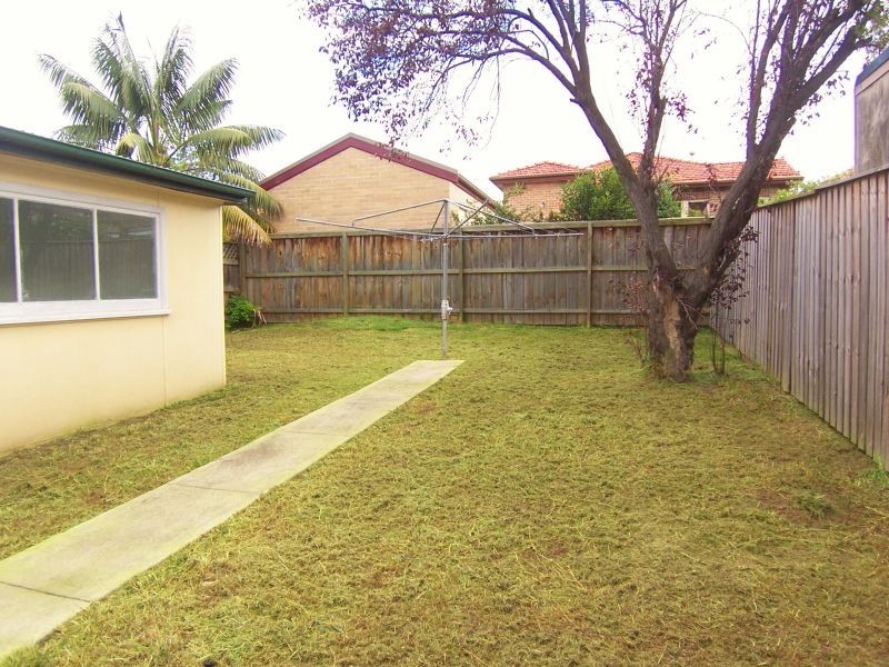 95 Hampden Rd, Russell Lea NSW 2046