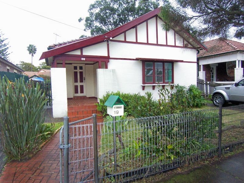 196 Hawthorne Pde, Haberfield NSW 2045