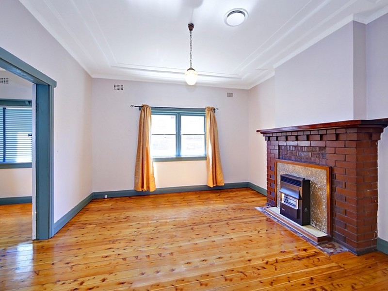 4 Betts Avenue, Five Dock NSW 2046