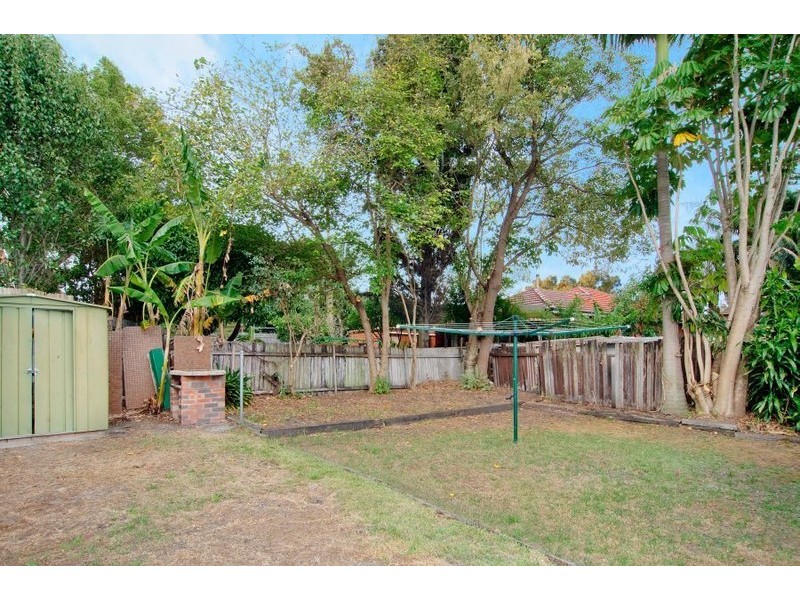 11 Hampden Rd, Russell Lea NSW 2046