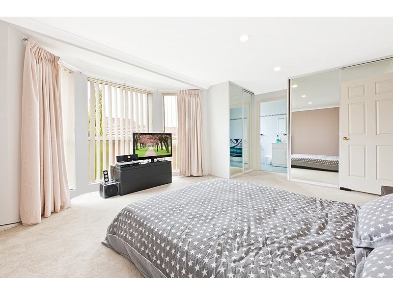 4/11 Walton Crescent, Abbotsford NSW 2046