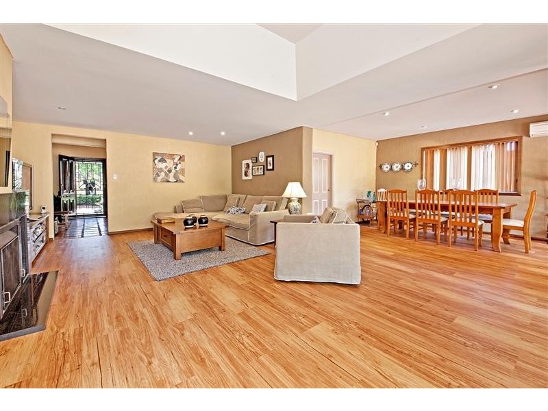 17 Pine Ave, Five Dock NSW 2046