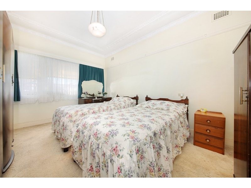 1 Tyler Crescent, Abbotsford NSW 2046