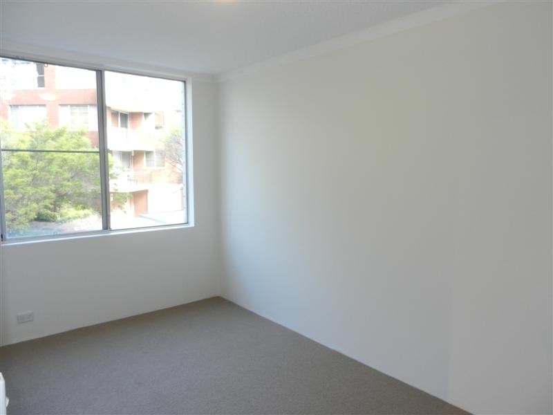 1/10 Bortfield Drive, Chiswick NSW 2046