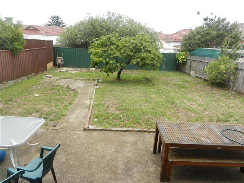 2/119 Croydon Ave, Croydon Park NSW 2133