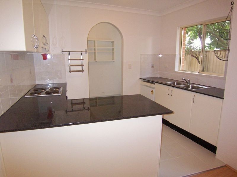 1/182 Hampden Road, Abbotsford NSW 2046