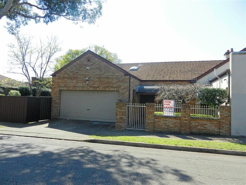 11 Lang Street, Croydon NSW 2132