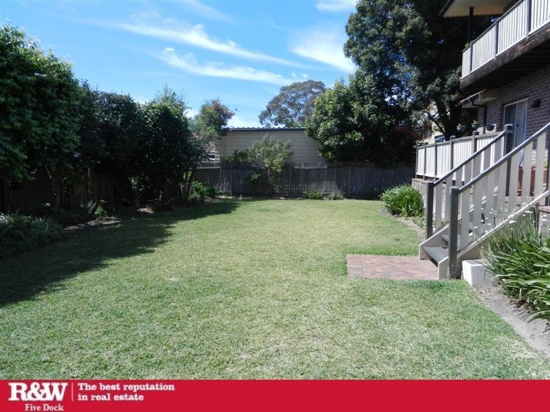 Russell Lea NSW 2046