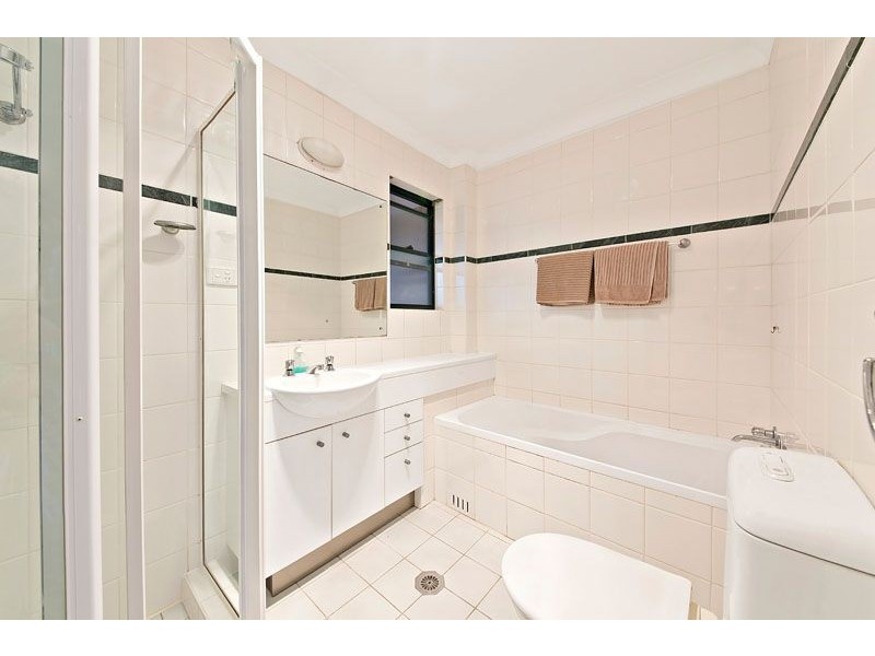 3/1a Henley Marine Drive, Five Dock NSW 2046