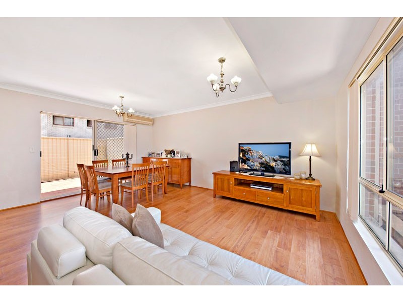 2/182 Hampden Rd, Abbotsford NSW 2046