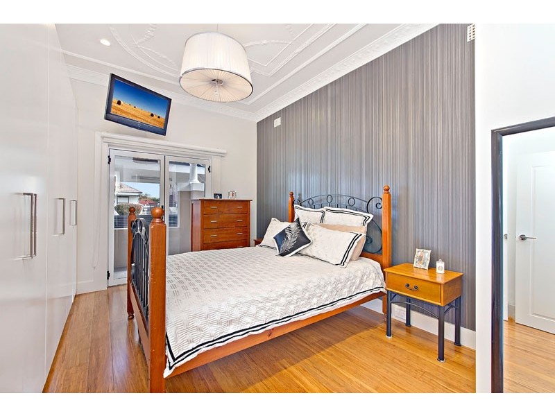 52 Bayview Road, Canada Bay NSW 2046