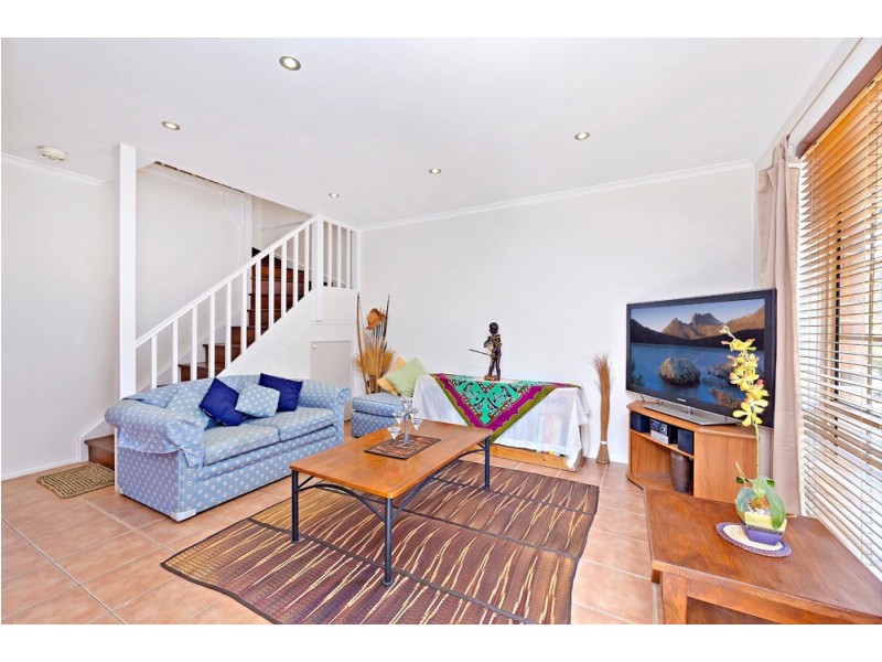 27-8 Watergum Way, Greenacre NSW 2190