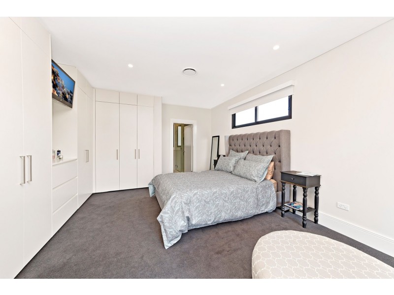 46 Blackwall Point Road, Abbotsford NSW 2046