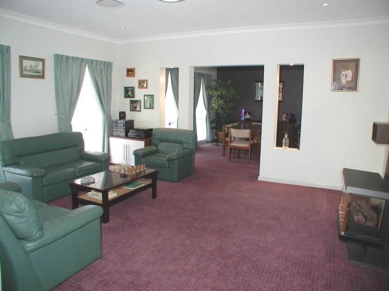 Kirkham NSW 2570