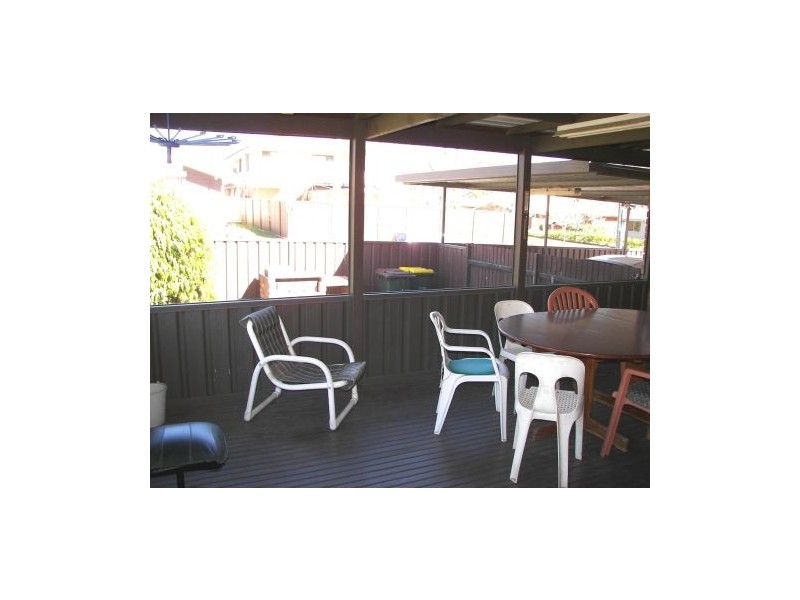 8 Wentworth Drive, Camden South NSW 2570