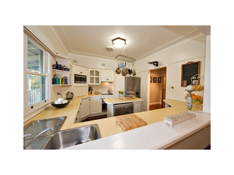 1 Kimbarra Avenue, Camden NSW 2570