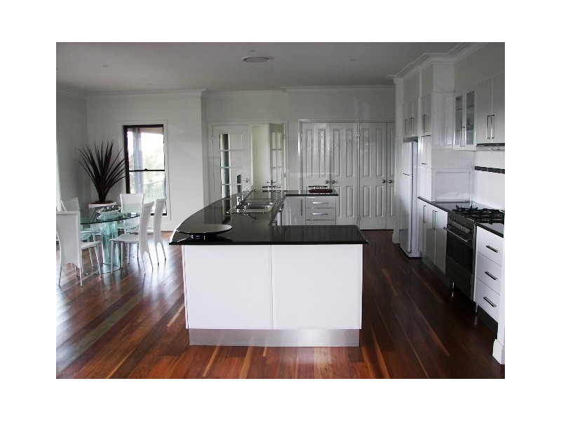 70 Moores Way, Glenmore NSW 2570