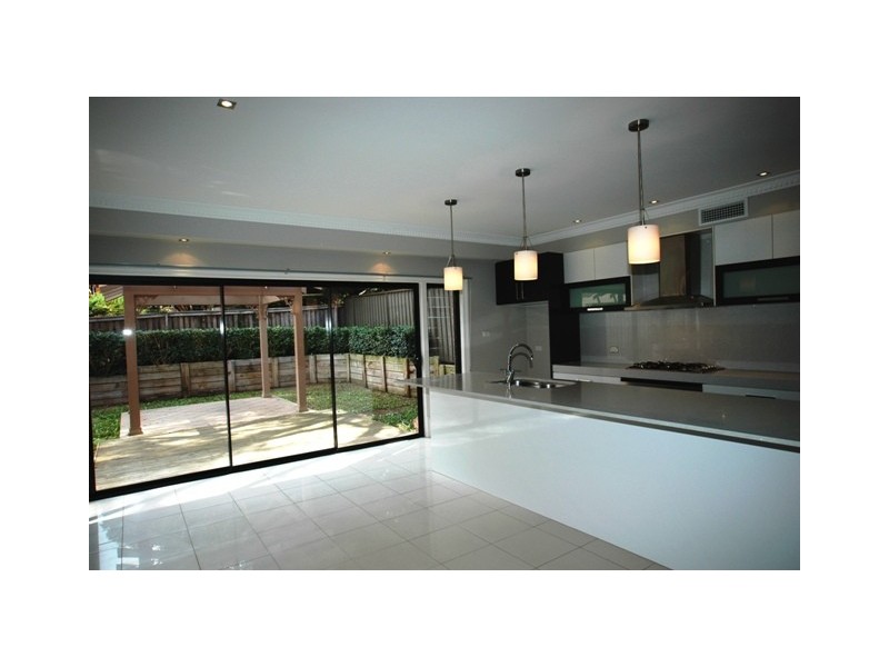 2/47 Murrandah Avenue, Camden NSW 2570