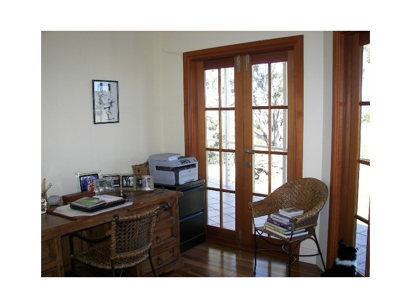 “Abbeygate” via Sunnyside Road, The Oaks NSW 2570