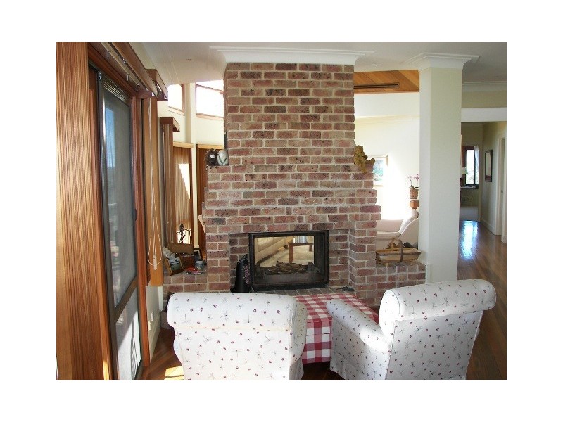 “Abbeygate” via Sunnyside Road, The Oaks NSW 2570