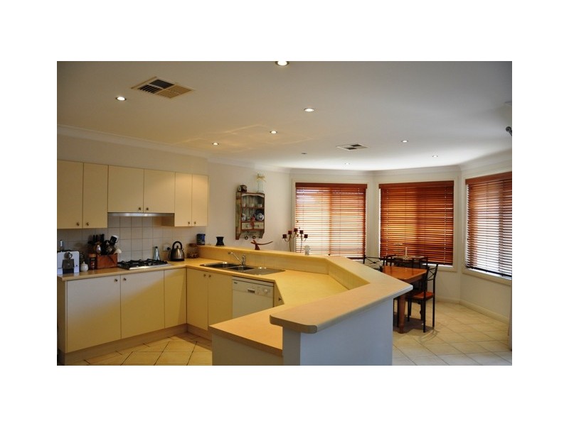 2 Bursaria Place, Mount Annan NSW 2567