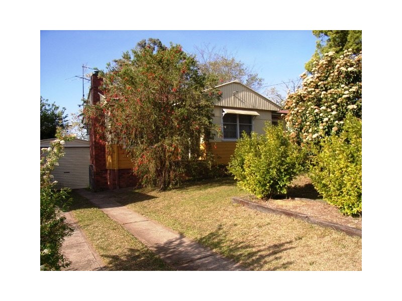 15 Burrawong Crescent, Elderslie NSW 2570