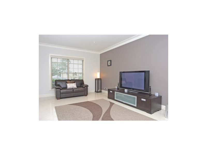 1 Hindmarsh Place, Camden Park NSW 2570