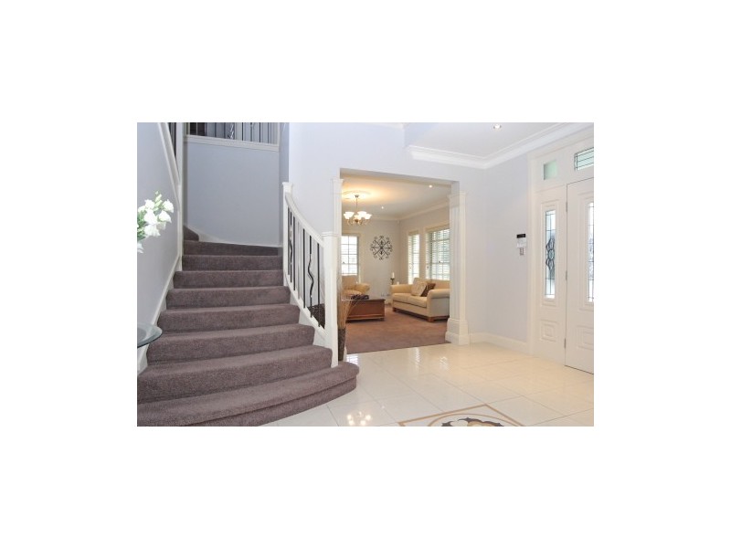 1 Hindmarsh Place, Camden Park NSW 2570