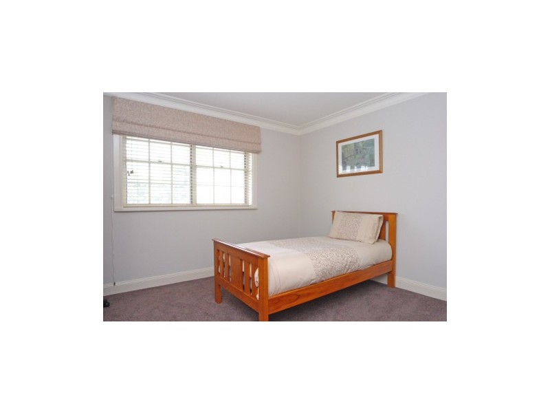1 Hindmarsh Place, Camden Park NSW 2570