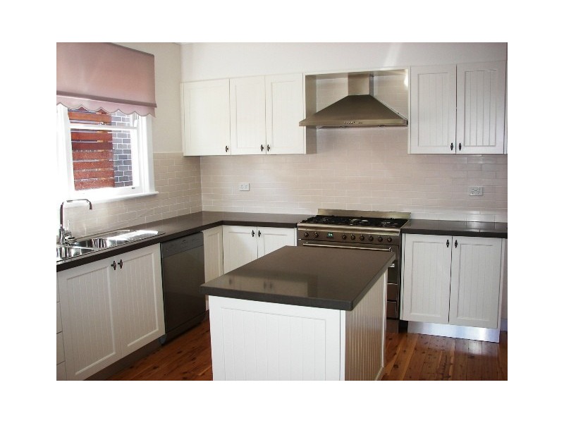 6 Victory Avenue, Camden NSW 2570
