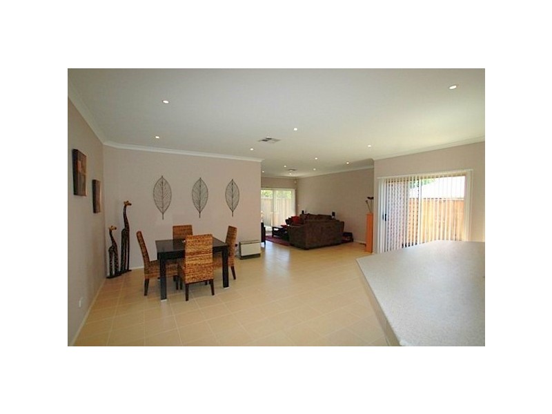 11 Maclean Lane, Camden Park NSW 2570