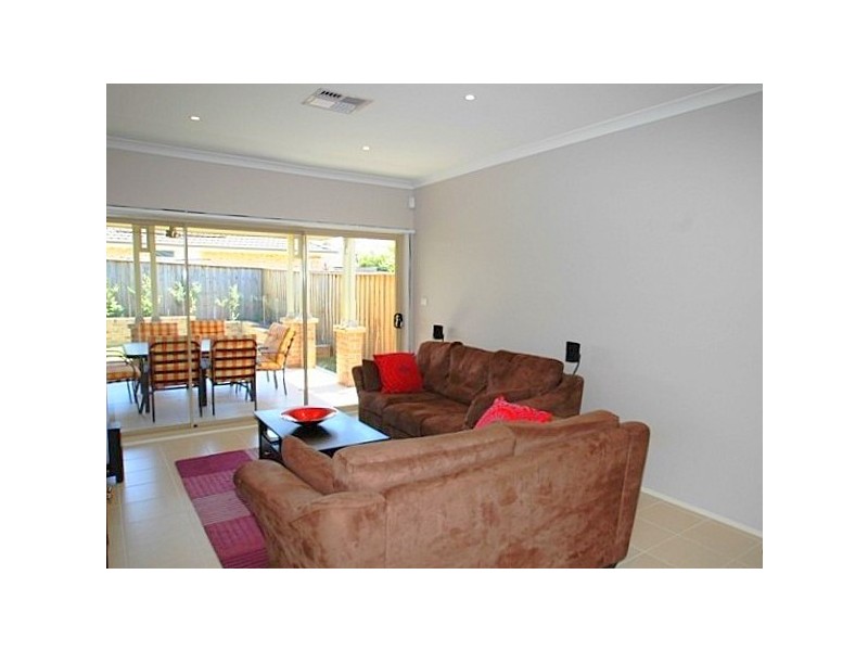 11 Maclean Lane, Camden Park NSW 2570