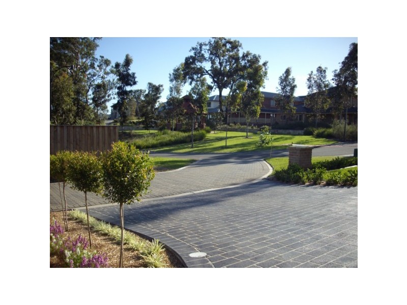 11 Maclean Lane, Camden Park NSW 2570