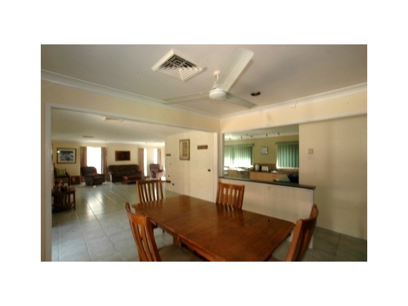 18 Griffiths Avenue, Camden South NSW 2570