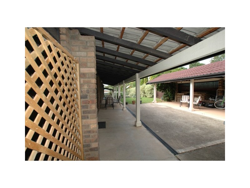 18 Griffiths Avenue, Camden South NSW 2570