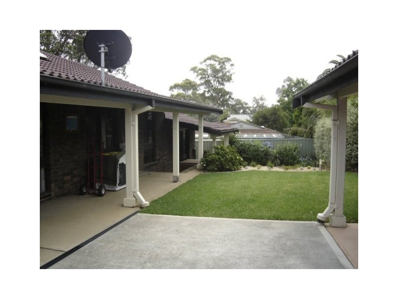 18 Griffiths Avenue, Camden South NSW 2570