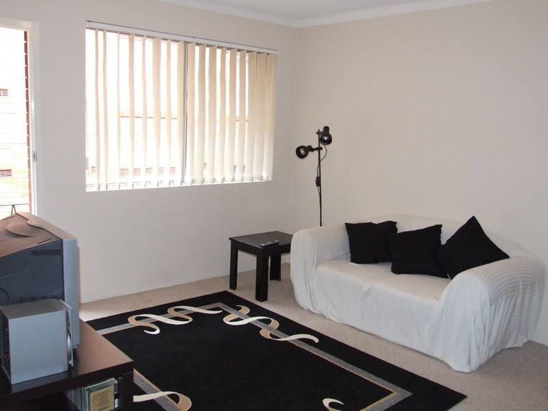 6/3  Western Crescent, Gladesville NSW 2111