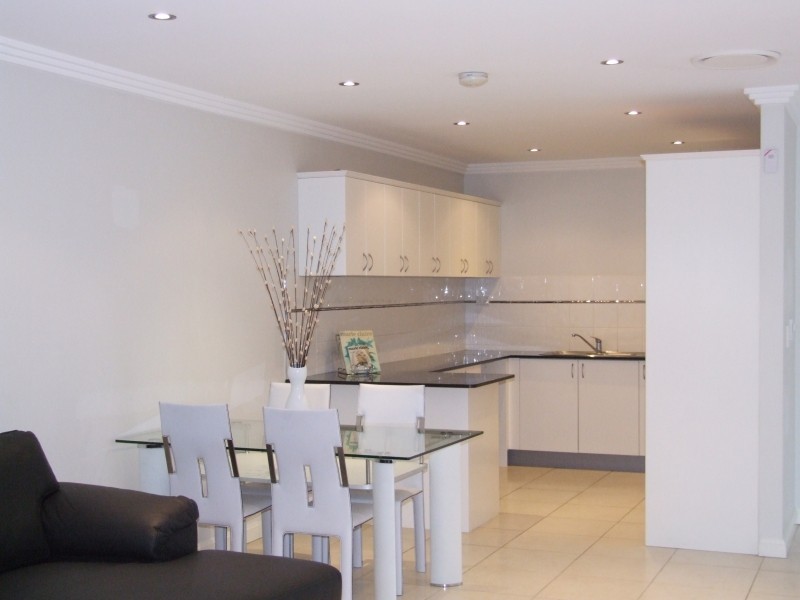 1/18-20 Aitchandar Road, Ryde NSW 2112