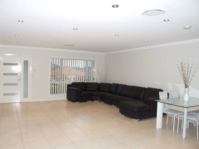 1/18-20 Aitchandar Road, Ryde NSW 2112